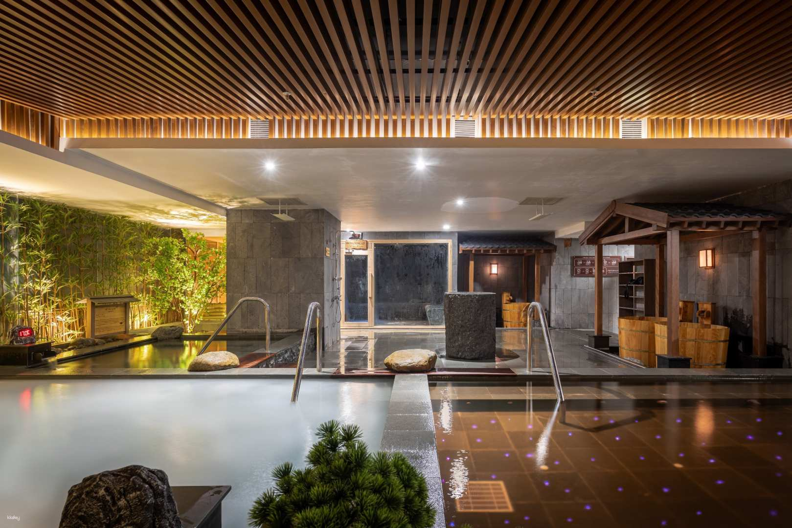 Experience the serene charm of AMARE where traditional Japanese Onsen bathing meets Korean Jjimjilbang sauna offering a perfect retreat to unwind and rejuvenate in the heart of Hanoi.