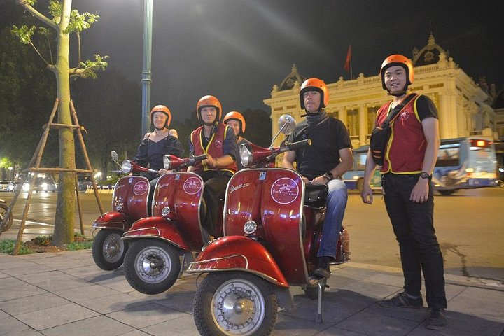VESPA TOURS FOOD HANOI