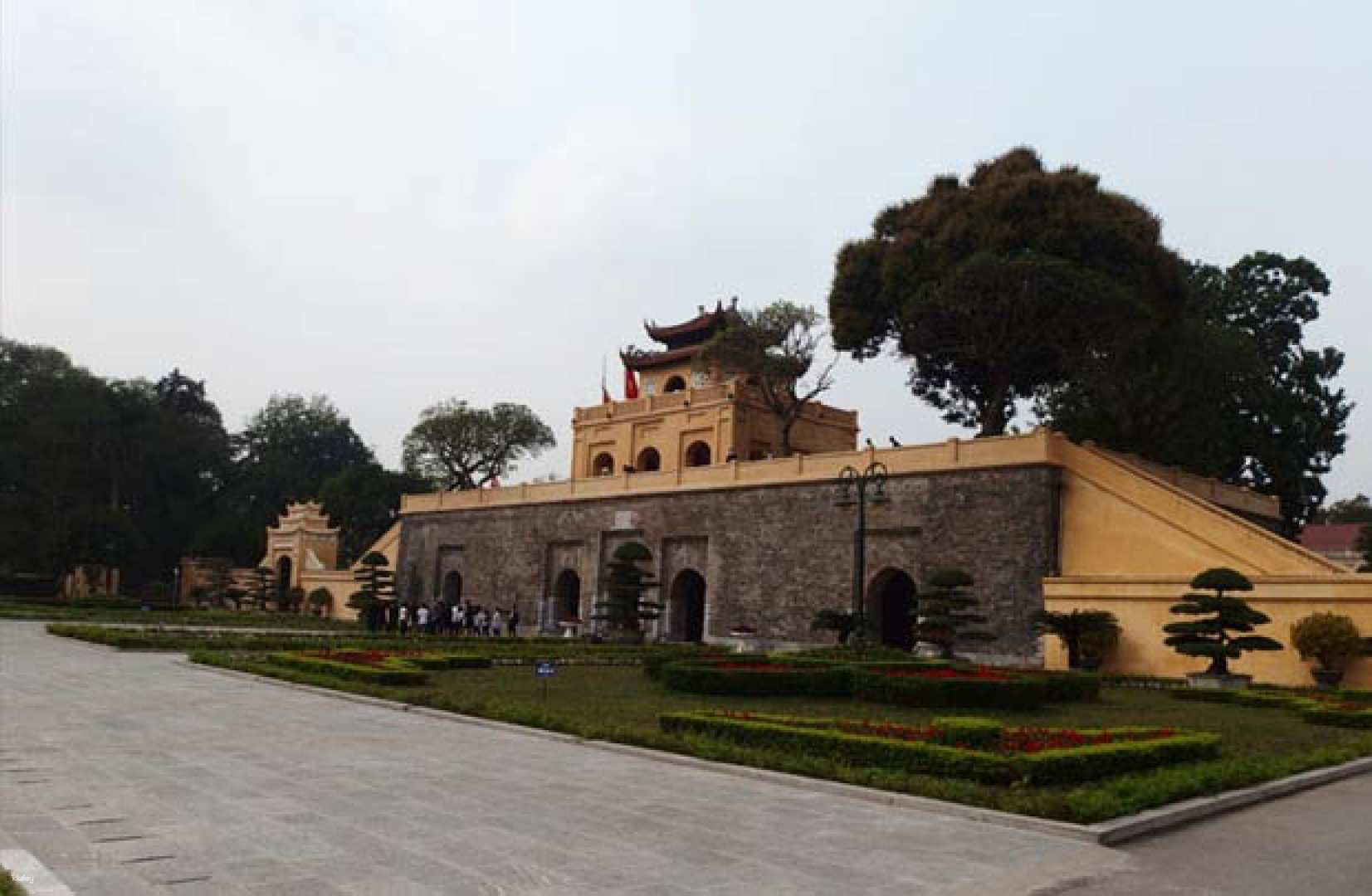 [From Hanoi] World Heritage Site Thang Long Ruins Half-Day Tour by TNK Travel JAPAN (with designated hotel pick-up and drop-off, Japanese guide) - Photo 1 of 10
