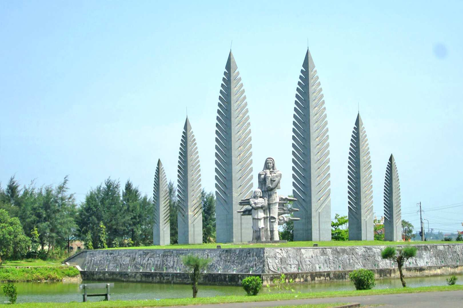 Vietnam War Site DMZ (Demilitarized Zone) Peace Learning Tour by TNK Travel JAPAN - Photo 1 of 14