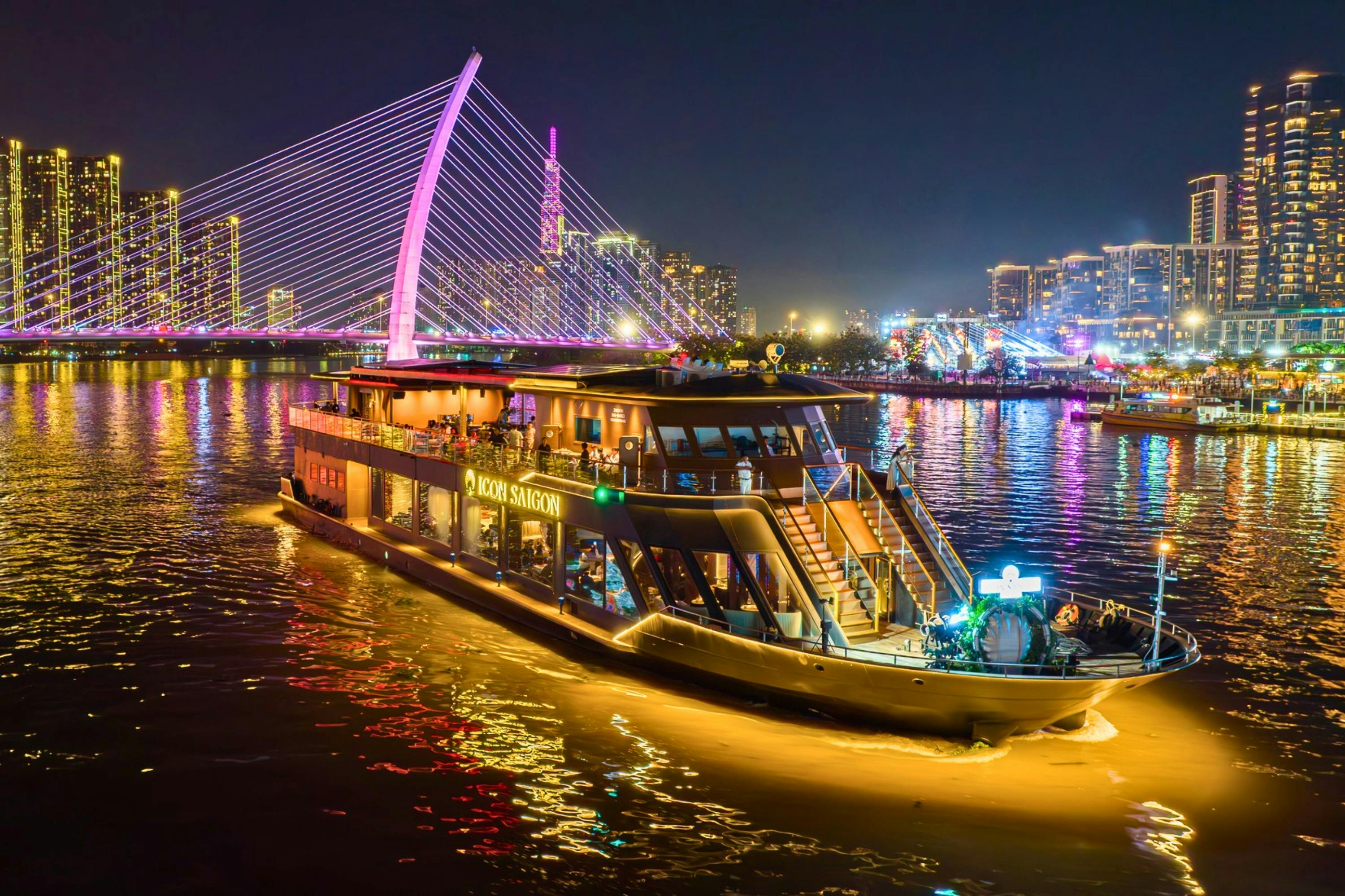 Ho Chi Minh City: Saigon River Sunset or Dining Cruise + Welcome Drink - Photo 1 of 7