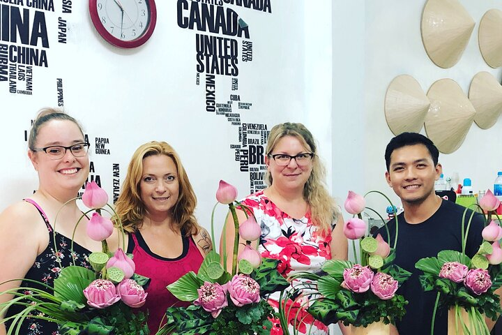 Ho Chi Minh Flower Arrangement Workshop - Photo 1 of 11
