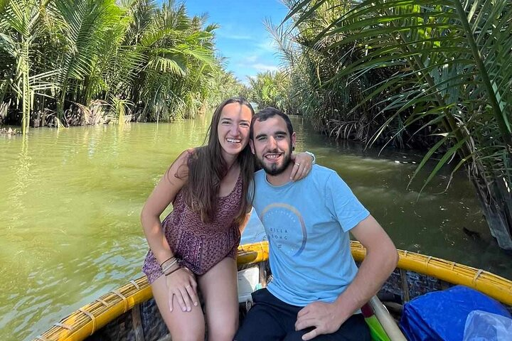 Du khách đến từ canada