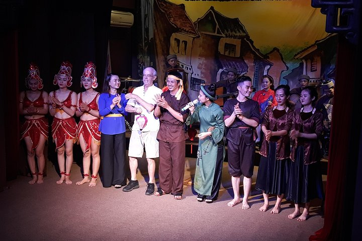 Guest with tradition performance