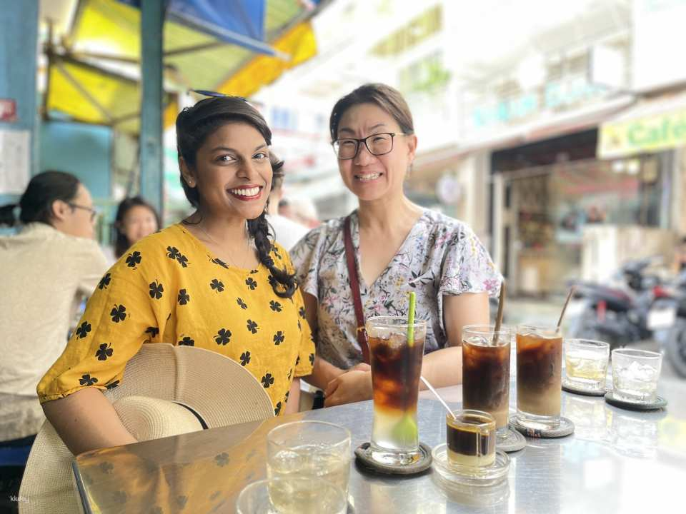 Hoi An Old Town Authentic Food And Sightseeing Walking Half Day Tour | Vietnam - Photo 1 of 9