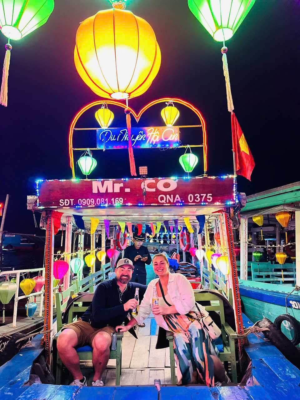 Hoi An Private Lantern Cruise by Lotus Lantern Lighting - Photo 1 of 7