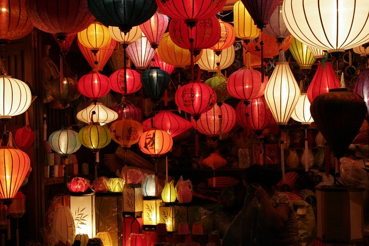 Hoi an walking tour taste local vietnamese food & hoi an night - Photo 1 of 6