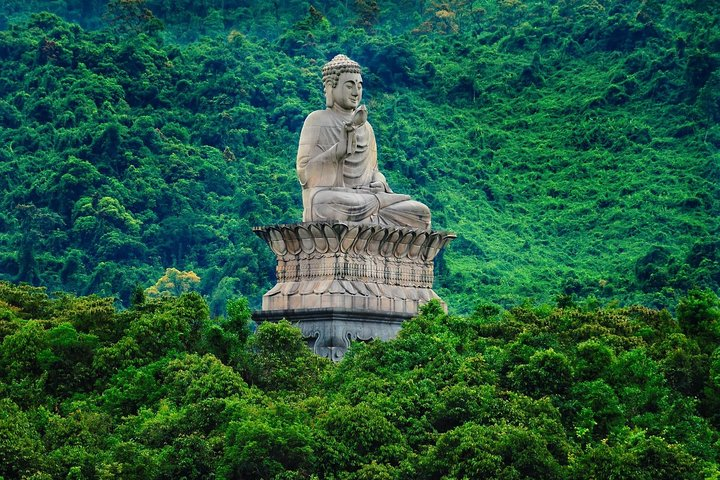 Hue Zen Tour - Photo 1 of 3