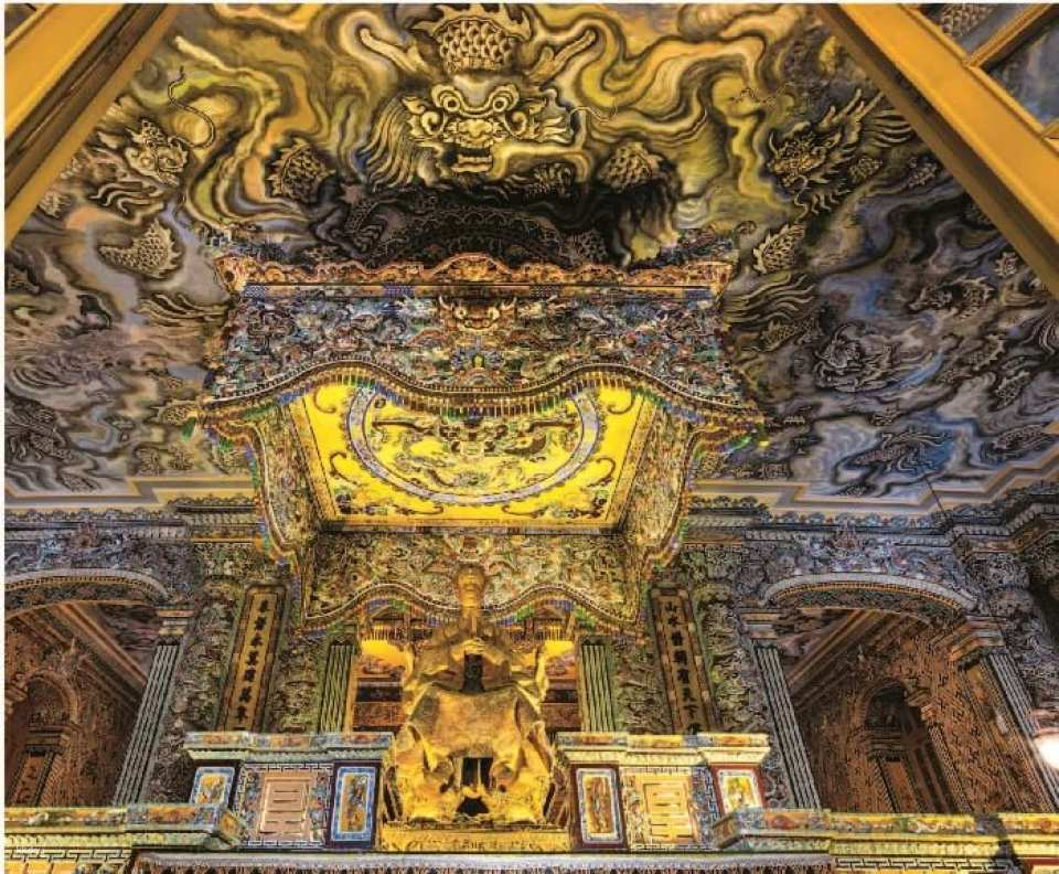 Hue World Heritage Site & Da Nang Ba Na Hills 1-Day Tour | Enjoy Culture and Scenic Views / Japanese-speaking Guide, Meals, and Airport Transfers - Photo 1 of 9