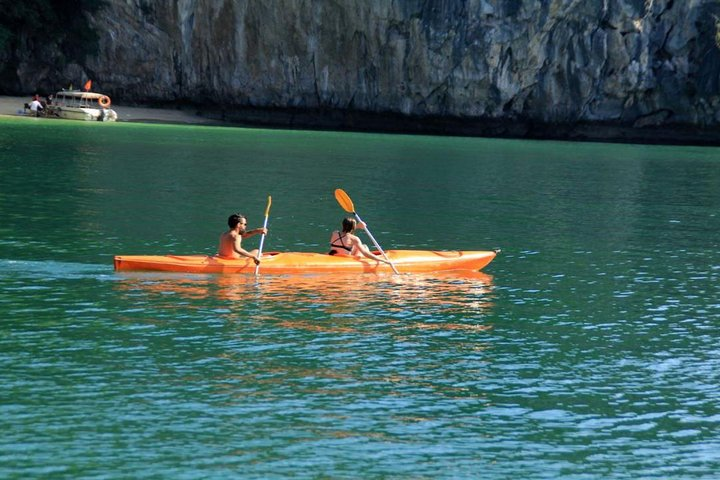 Kayaking on Lan Ha Bay