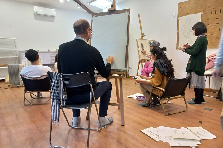 Life Drawing Class - Art Workshop at Art Tutor Hanoi - Photo 1 of 17