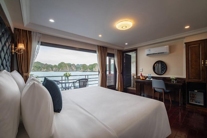 LIKE A BOSS-Luxury options-2d/1n All inclusive in Halong Bay - Photo 1 of 25