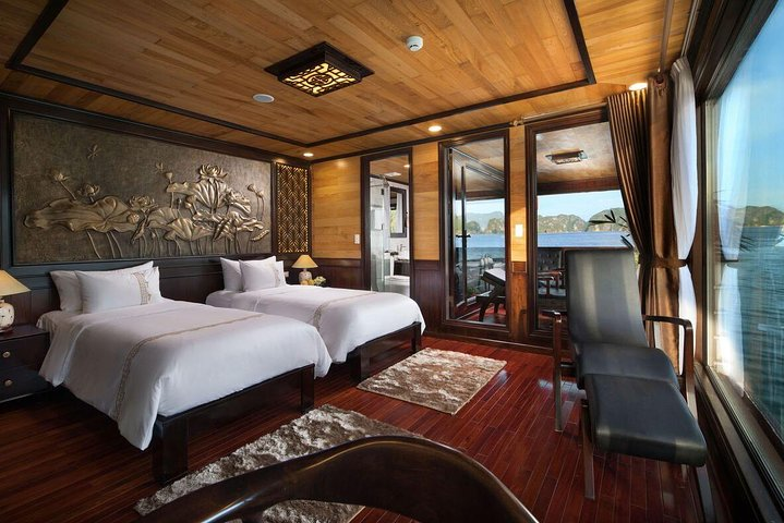 Grand suite twin cabin