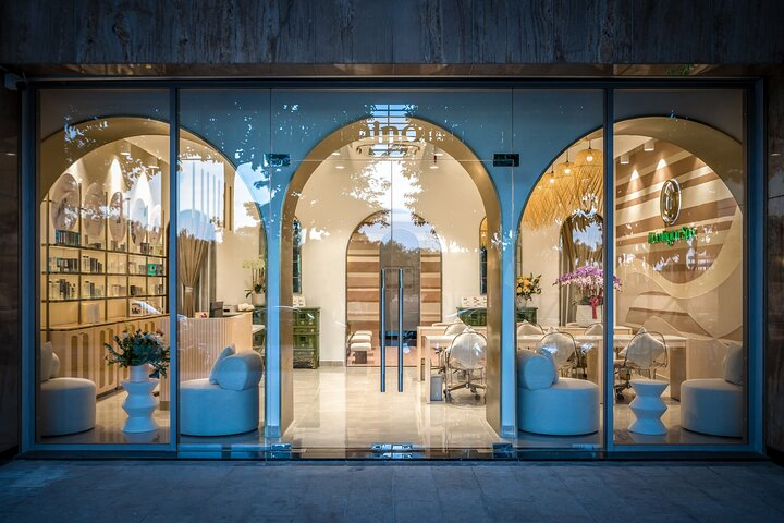 Step into serenity with our Luxury Facial in Ho Chi Minh City. Experience soothing treatments from expert beauticians in a chic private spa setting perfect for relaxation after a busy day.