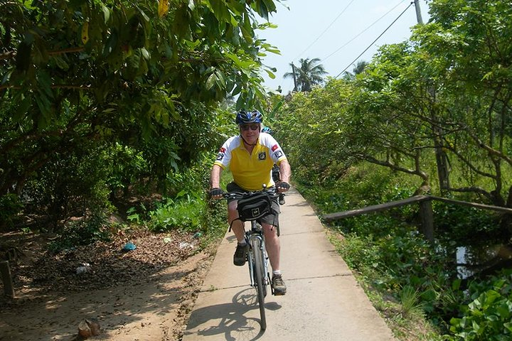 Mekong delta biking tour - Cai Be