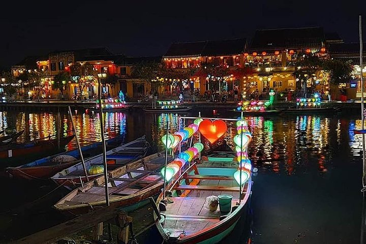 Monkey Mountain-Dragon Bridge-Marble Mountain- Basket Boat- Hoi An Ancient city  - Photo 1 of 18