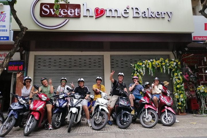Big Family with City Tour on Scooters