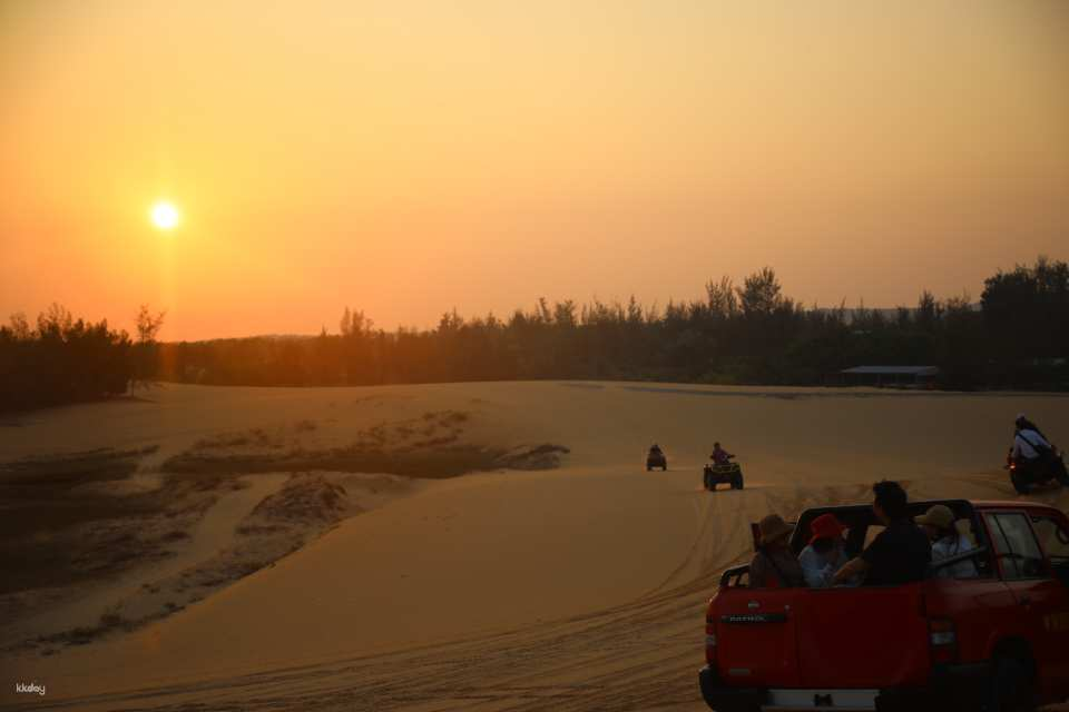 Nha Trang Departure Private Mui Ne Desert Jeep Tour Sunrise/Sunset - Photo 1 of 7