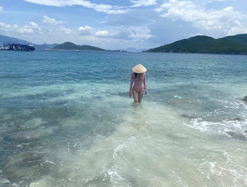 Nha Trang Private Tour 4 Days 3 Nights – Island Hopping, City Tour, Sunset Yacht & Vinwonders| From Viet Nam - Photo 1 of 5