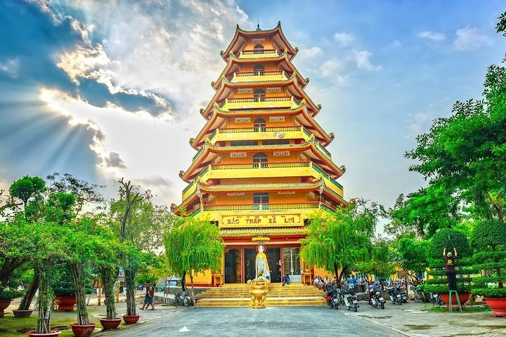 Giac Lam Pagoda