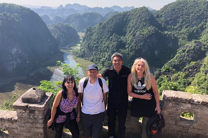 Ninh Binh Full-Day Tour from Hanoi with Boat and Bike