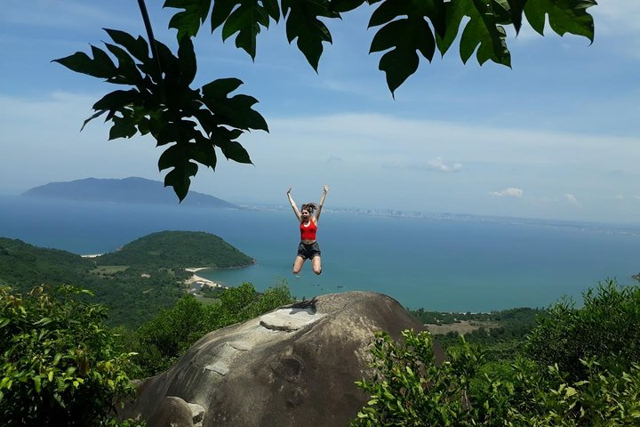 TRANSFER from HOI AN to HUE with SCENIC VIEWS STOP - Photo 1 of 3