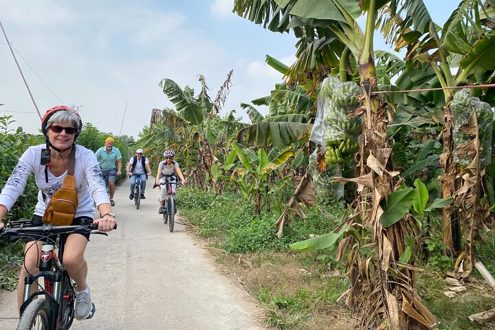 Hanoi City Bike Tour through Banana Island & Food Tasting - Photo 1 of 14