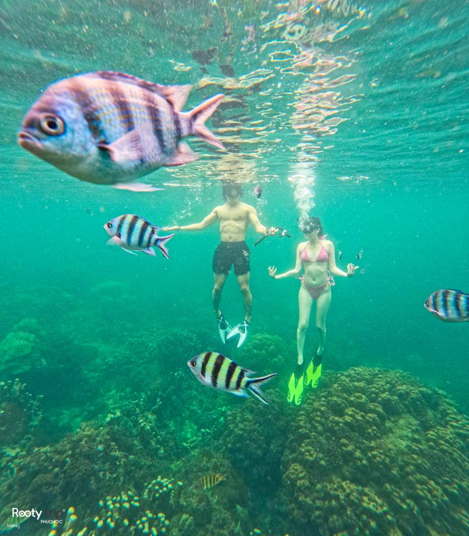 Phu Quoc 3-Island Hopping by Cano + Hon Thom Cable Car & Buffet Lunch - Photo 1 of 10