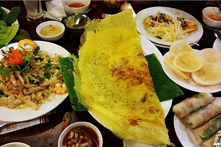 Discover the essence of Phu Quoc with a night filled with delightful street food offering authentic Vietnamese flavors and a taste of local culture in every bite.