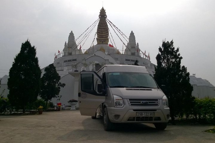 Private 4-Seater Hanoi Airport Transfer (Arrival or Departure) - Photo 1 of 9