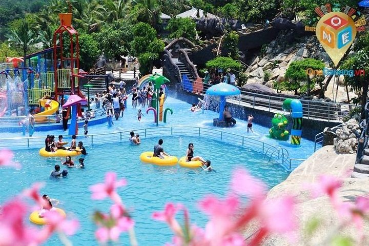 Private car from Da Nang to HOT SPRINGS PARK ( Round Trip ) - Photo 1 of 7