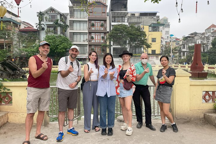 Private Food Taste Tour at Vietnam in Ba Dinh - Photo 1 of 7