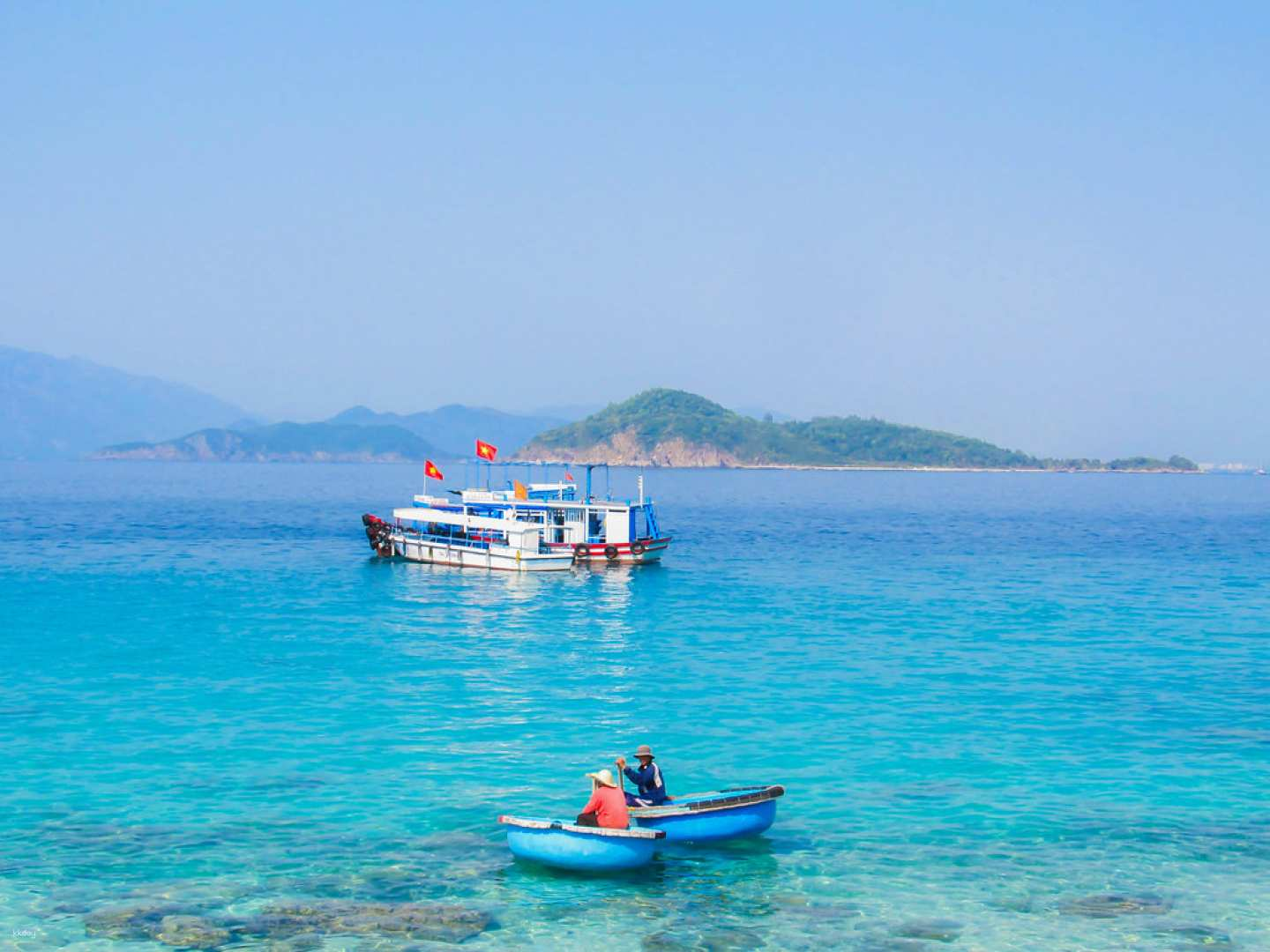 Private Luxury Tour | 3 Nha Trang islands: Hon Mun, Fishing Village, Bai Tranh - Photo 1 of 6