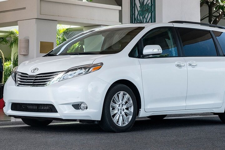 Private Transfer from Hanoi Airport (HAN) to Halong Bay Port - Photo 1 of 8