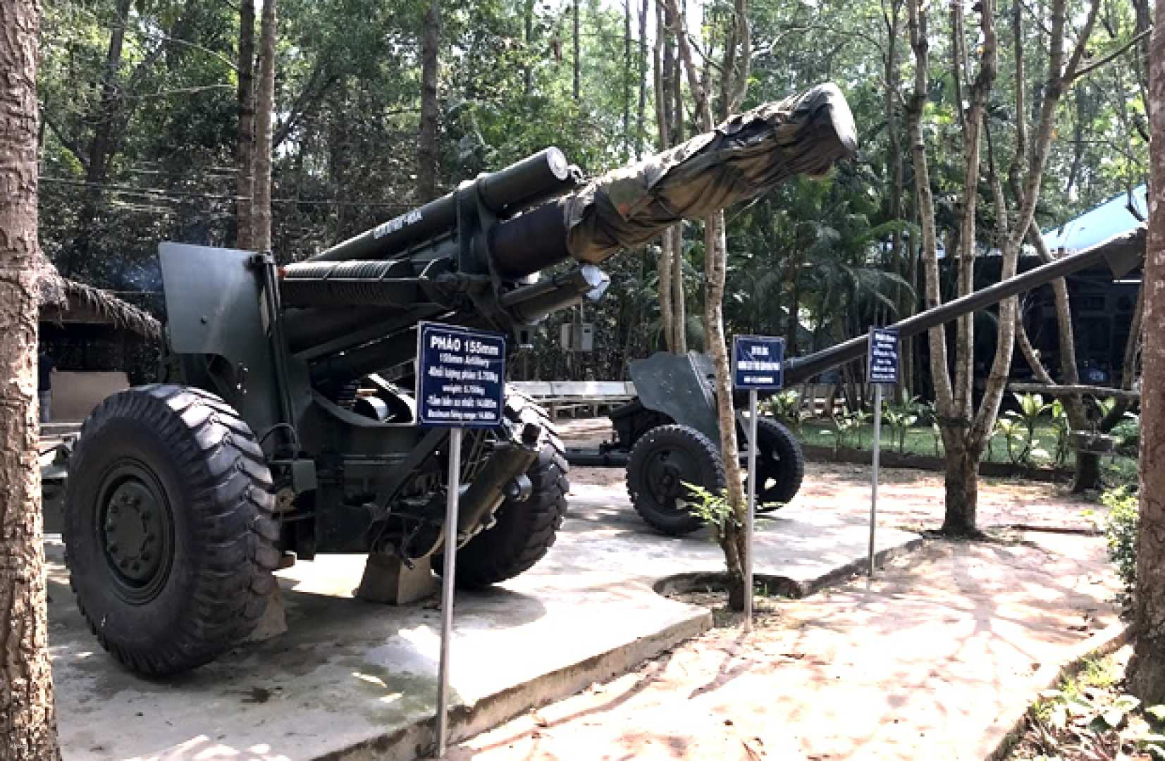 [Japanese guide] Half-day tour of Cu Chi Tunnels (Cu Chi Underground Passages) from Ho Chi Minh City, sightseeing of Vietnam war ruins and experiencing soldier's life by TNK Travel JAPAN (special hotel pick-up and snacks included) - Photo 1 of 9