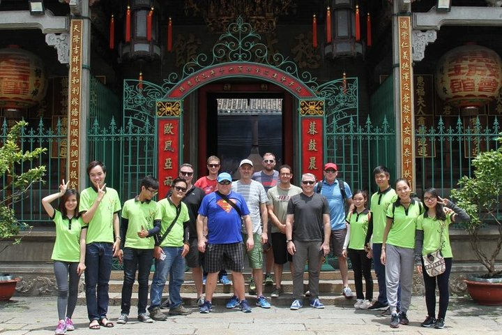 Guests at Thien Hau temple