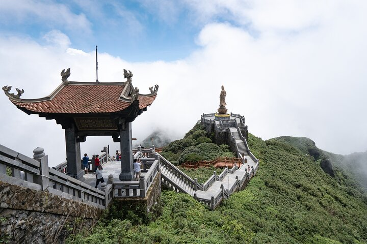 Sapa 2 Day 1 night With 3Star Hotel Trekking Cat Cat - Fanxifang  - Photo 1 of 8