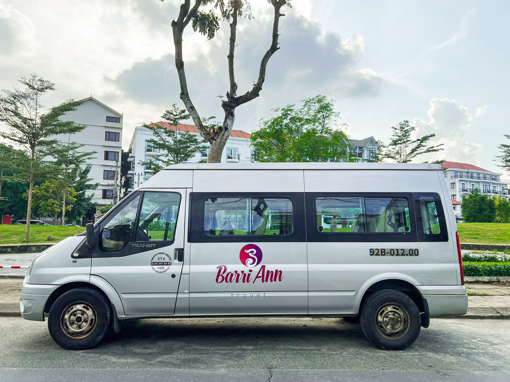 Experience the beauty of Vietnam as you travel smoothly between Da Nang and Hoi An. Relax and enjoy the stunning views from your comfortable shuttle bus seat.