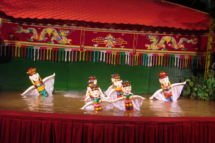 water puppet show