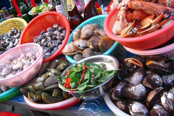 Hanoi Seafood Tour