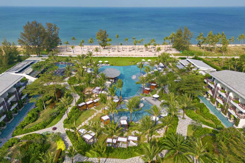 SOL By Melia Phu Quoc | 4 Days, 3 Nights - Photo 1 of 10