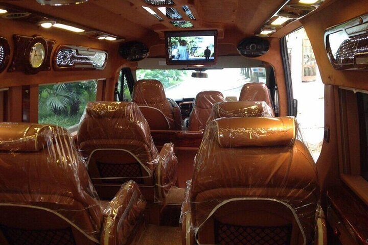 Super limousine Ha Noi to Sapa with experienced driver - Photo 1 of 6