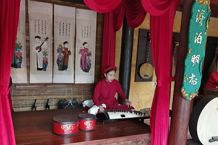 The Quintessence of Vn tour- halfday - Photo 1 of 10