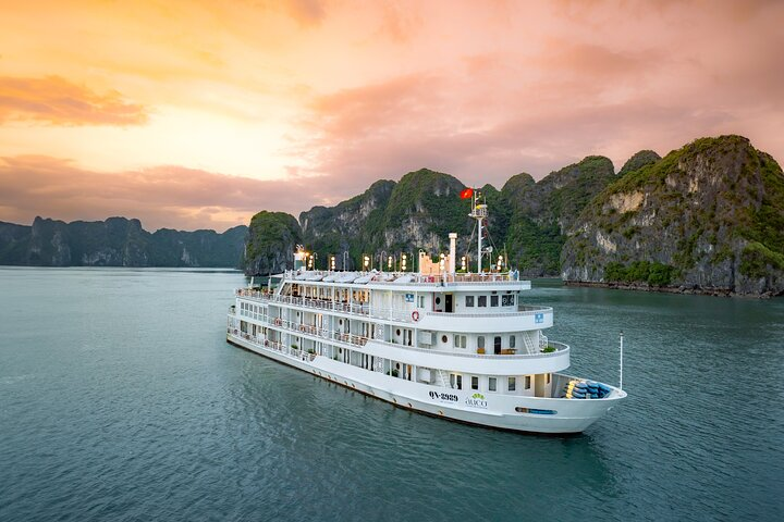 Au Co Cruise