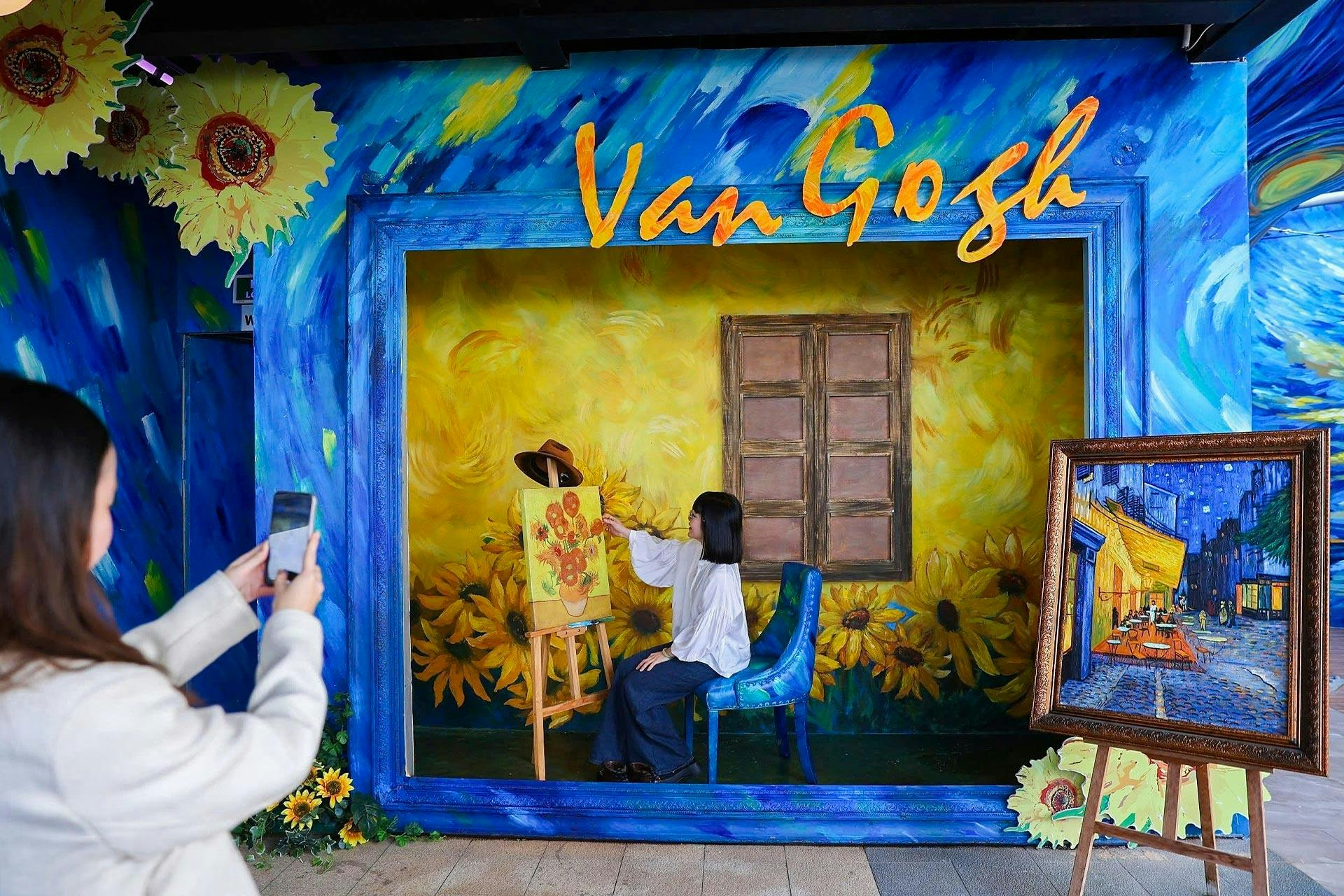 Van Gogh & Impressionist Masters: Art Lighting Experience Ticket - Photo 1 of 14