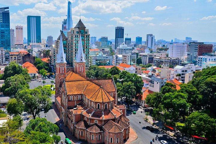 BCfamilyTour.com_Saigon Siem Reap 5