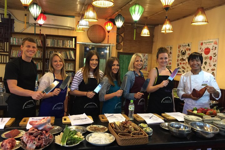 Cooking with Iron chef's Minh Tien