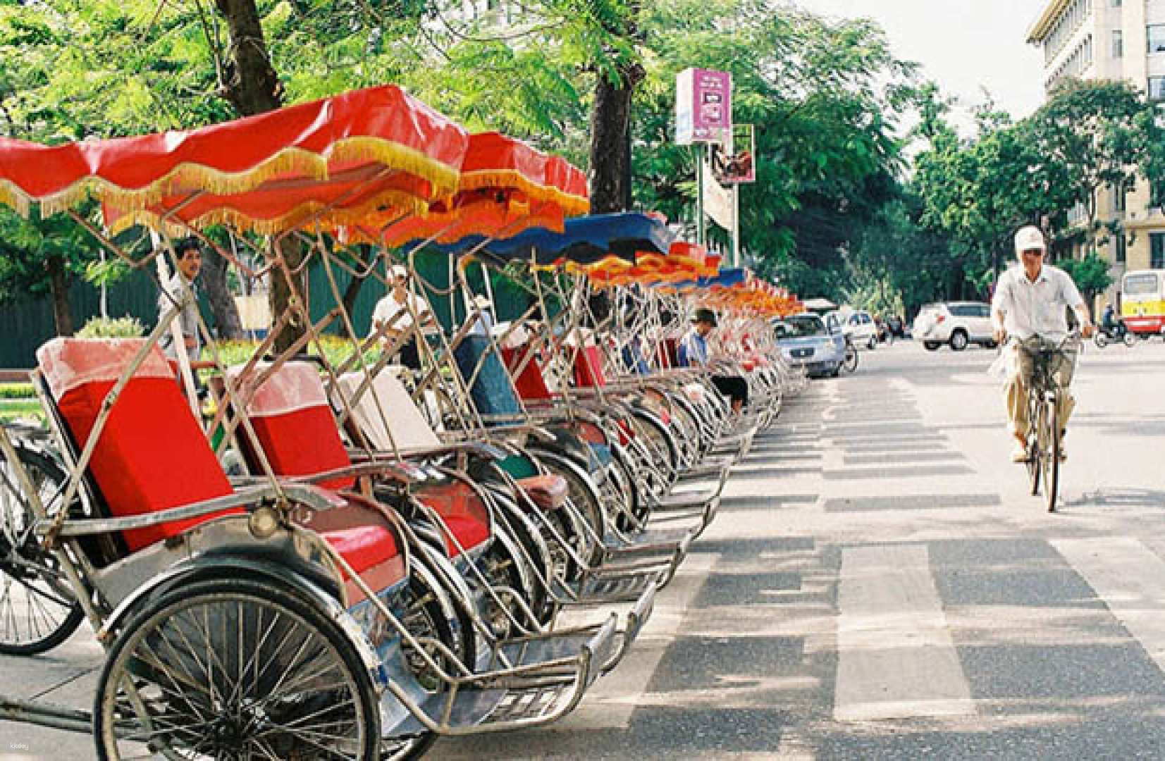 [Evening departure] Half-day tour of the famous sights of Hanoi Old Town by Vietnamese rickshaw cyclo by TNK Travel JAPAN (hotel pick-up and drop-off included, Japanese guide, light meals included) - Photo 1 of 10