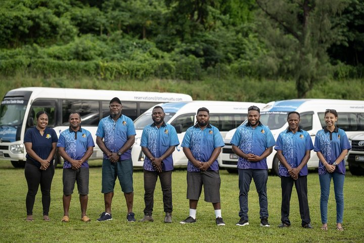 Airport Departure Transfer Port Vila Hotel to Airport - Photo 1 of 8