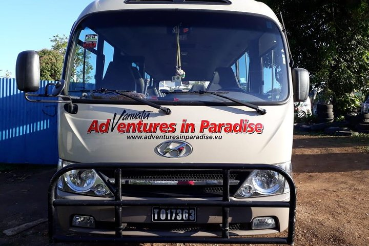 Shuttle transfer to Port Vila Airport - Photo 1 of 4